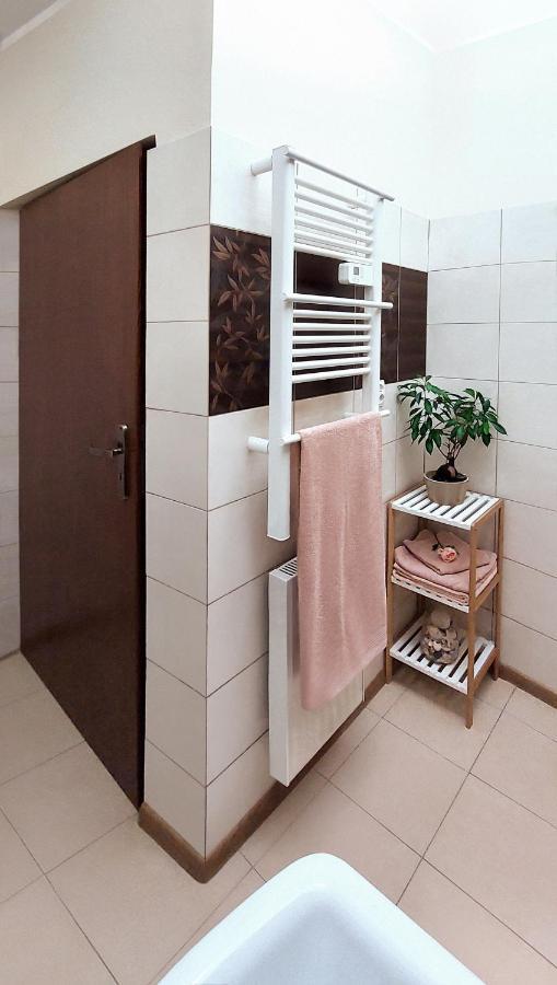 Apartamenty Gorki Male Tuszyn Kültér fotó
