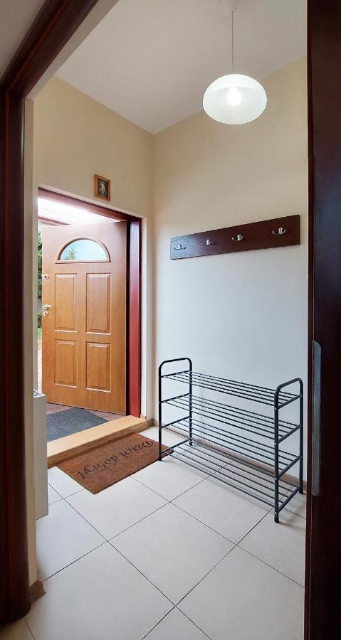 Apartamenty Gorki Male Tuszyn Kültér fotó