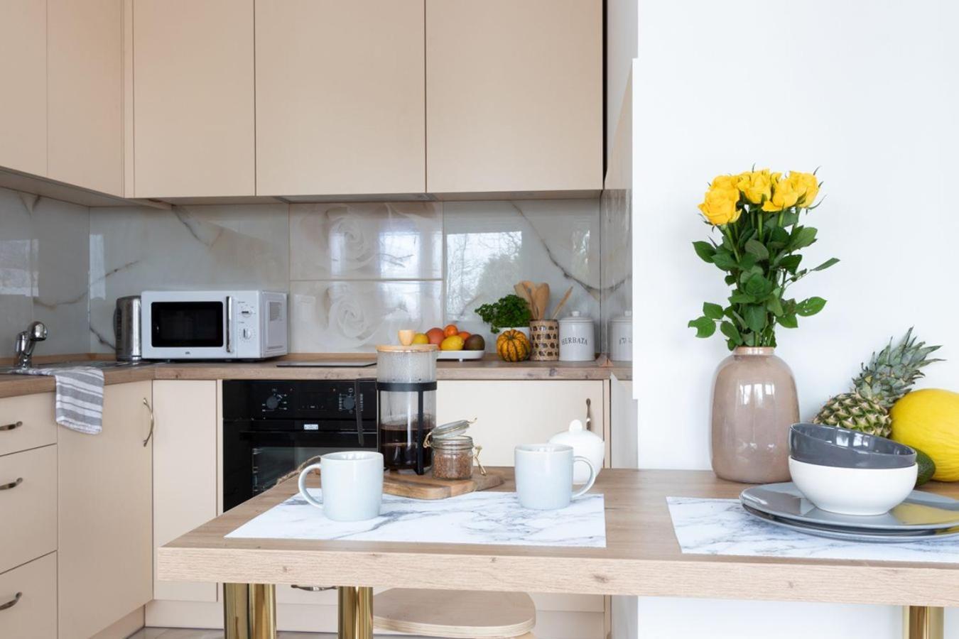 Apartamenty Gorki Male Tuszyn Kültér fotó