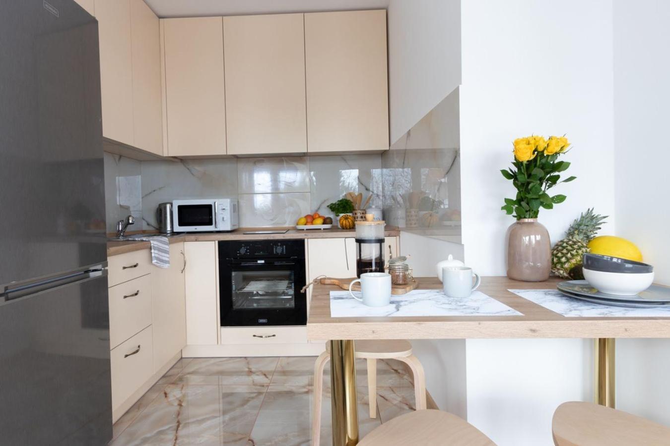 Apartamenty Gorki Male Tuszyn Kültér fotó
